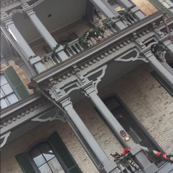 Meet your Posher, Gabriel - Picture 1 of 1